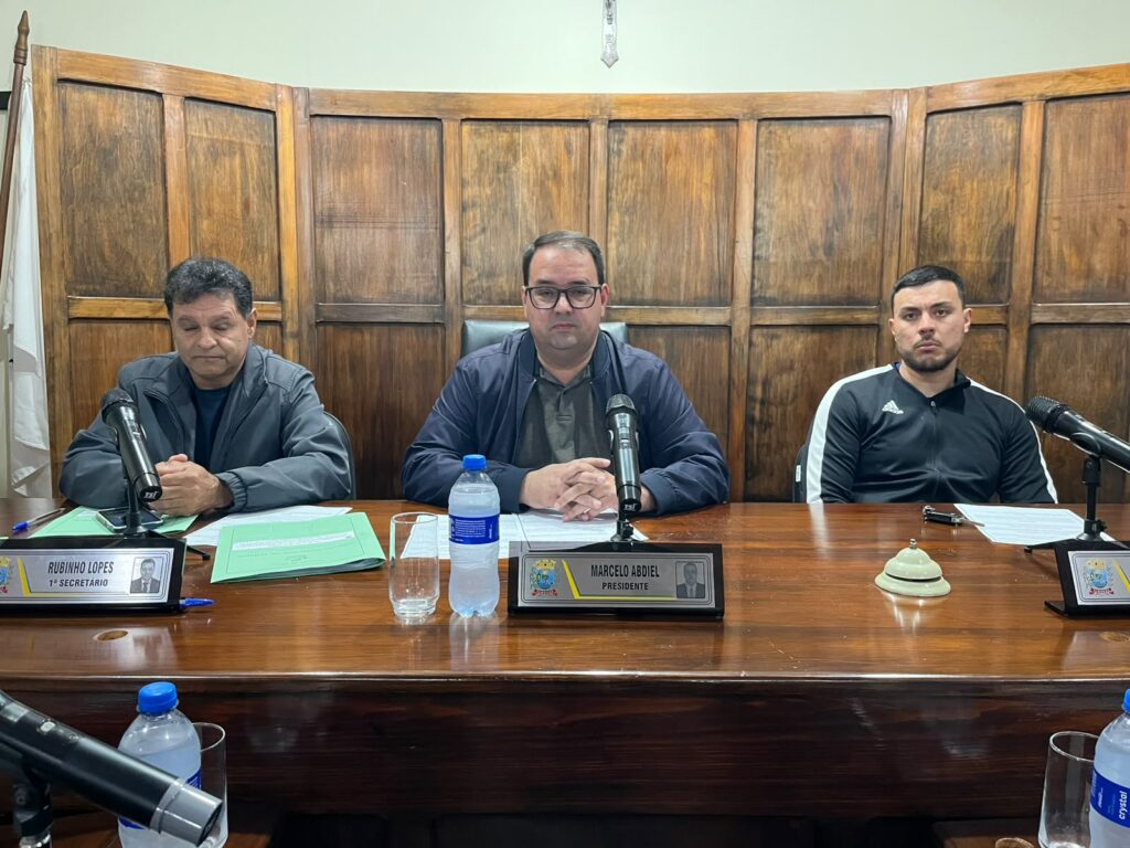 Câmara Municipal de Timburi aprova reestruturação das secretarias municipais
